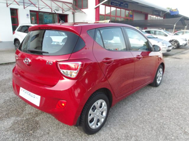 HYUNDAI i10 usata, con Airbag laterali