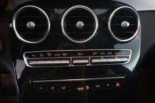 MERCEDES-BENZ GLC 220 usata 12