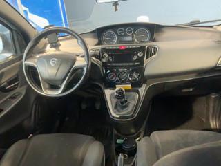 LANCIA Ypsilon usata, con ESP