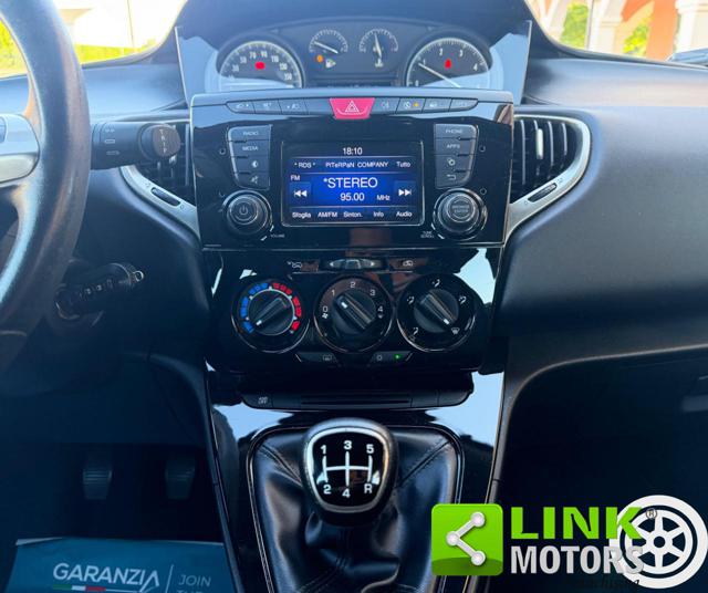 LANCIA Ypsilon usata, con Volante in pelle