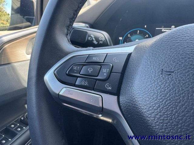 VOLKSWAGEN Amarok usata, con Controllo automatico clima