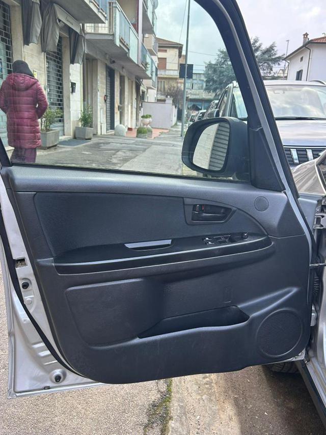 FIAT Sedici usata, con Fendinebbia