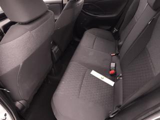 TOYOTA Yaris usata 50