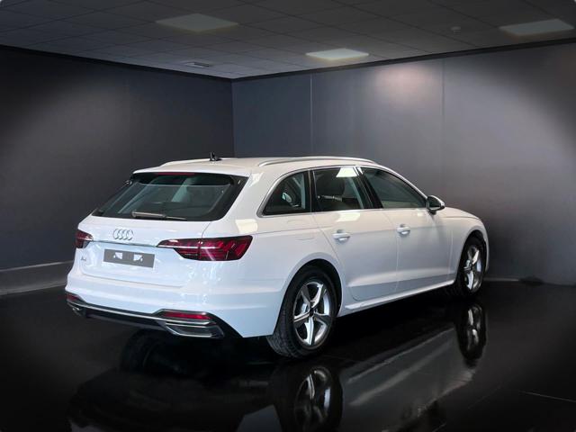 AUDI A4 usata, con Autoradio