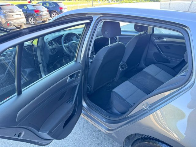VOLKSWAGEN Golf usata, con Bracciolo