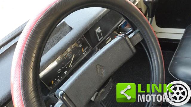 RENAULT R 4 usata 38