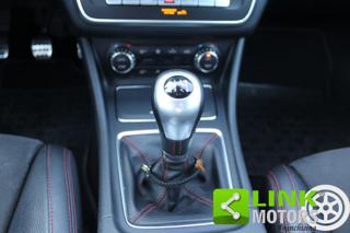 MERCEDES-BENZ GLA 200 usata, con Luci diurne LED