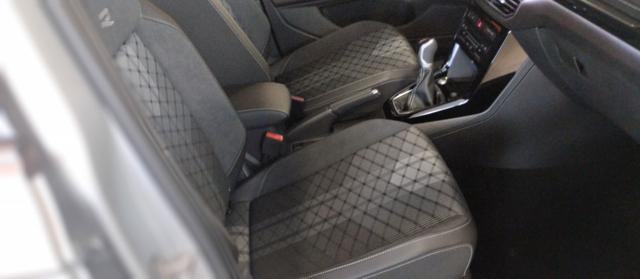 VOLKSWAGEN T-Cross usata, con Autoradio