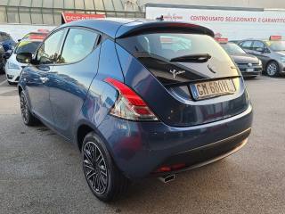 LANCIA Ypsilon usata, con Autoradio