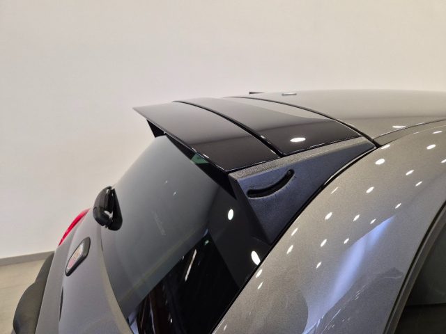 ABARTH 695 usata, con Apple CarPlay
