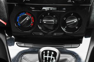 LANCIA Ypsilon usata, con MP3