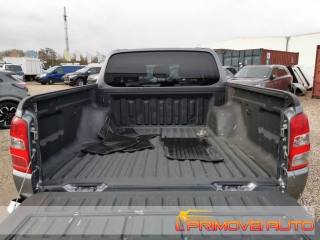 MITSUBISHI L200 usata, con Autoradio digitale
