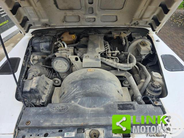 LAND ROVER Defender usata, con Bluetooth