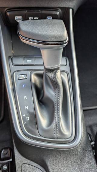 HYUNDAI Bayon usata, con Sensore di luce
