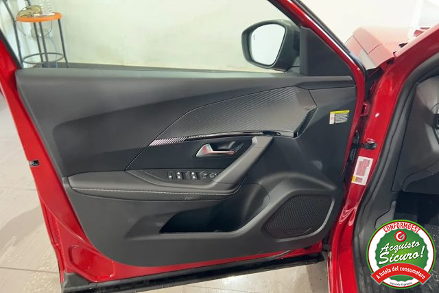 PEUGEOT 2008 usata, con Autoradio