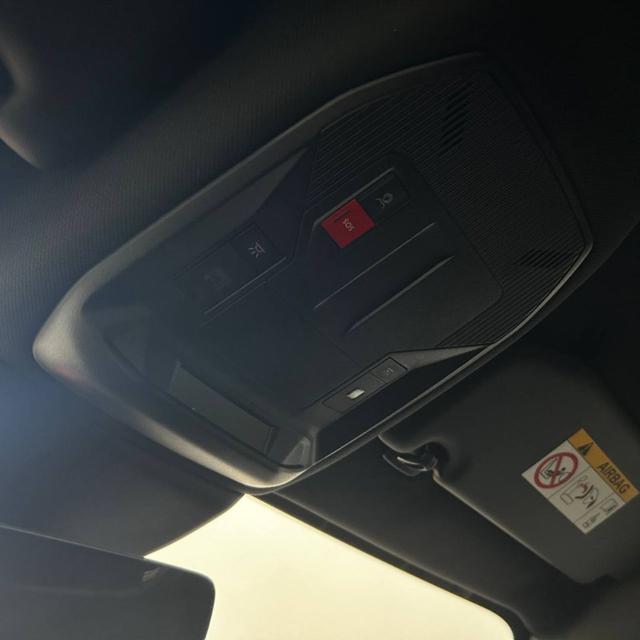 PEUGEOT 408 usata, con Volante multifunzione