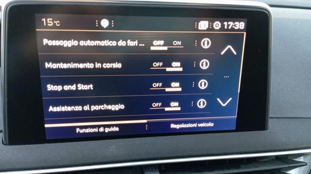 PEUGEOT 5008 usata, con MP3