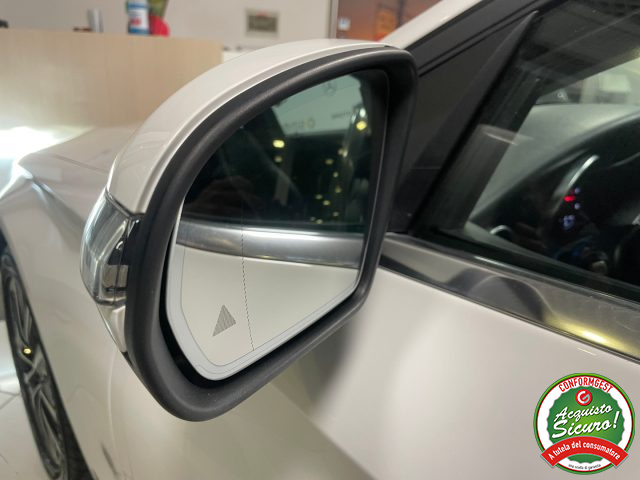 MERCEDES-BENZ C 220 usata, con Bluetooth