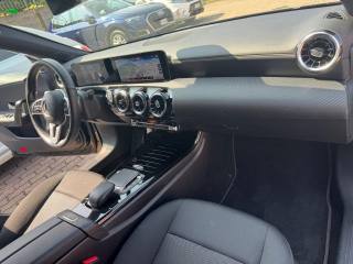 MERCEDES-BENZ CLA 180 usata, con Cronologia tagliandi