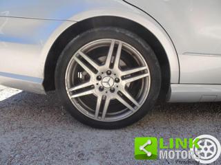 MERCEDES-BENZ E 250 usata, con USB