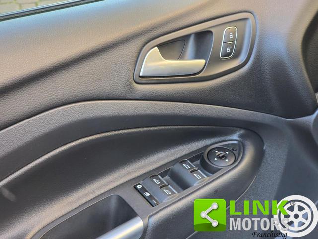 FORD Kuga usata, con Controllo vocale