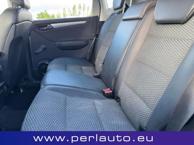 MERCEDES-BENZ A 180 usata, con Chiusura centralizzata