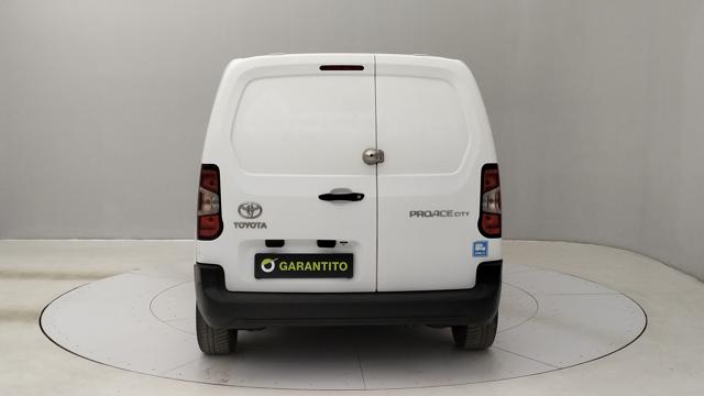 TOYOTA Proace City usata, con Autoradio