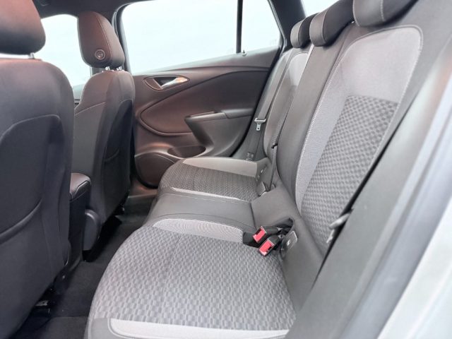 OPEL Astra usata, con Interni in pelle