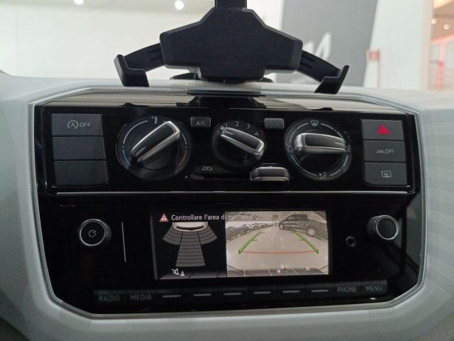 VOLKSWAGEN up! usata, con Sedile posteriore sdoppiato