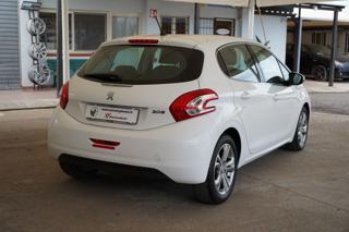 PEUGEOT 208 usata, con Cerchi in lega