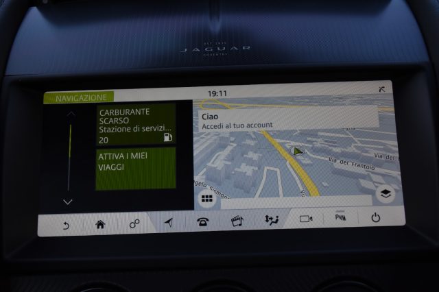 JAGUAR F-Type usata, con Autoradio digitale