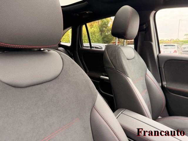 MERCEDES-BENZ GLA 200 usata, con Climatizzatore