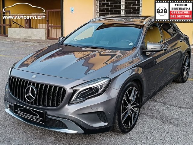 MERCEDES-BENZ GLA 220 usata, con Filtro antiparticolato