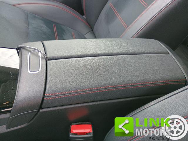 MERCEDES-BENZ CLA 200 usata, con Hill holder