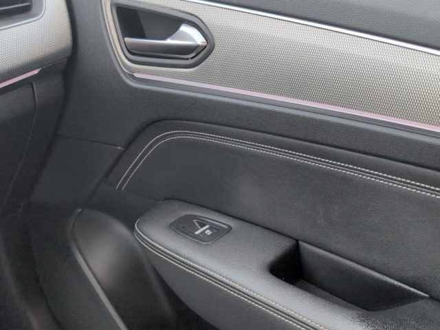 RENAULT Arkana usata, con Controllo elettronico della corsia