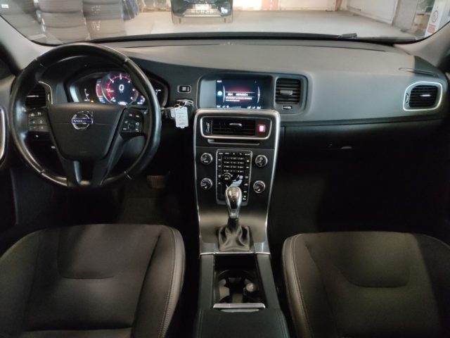 VOLVO V60 Cross Country usata, con Controllo automatico clima