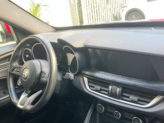 ALFA ROMEO Stelvio usata, con Controllo automatico clima
