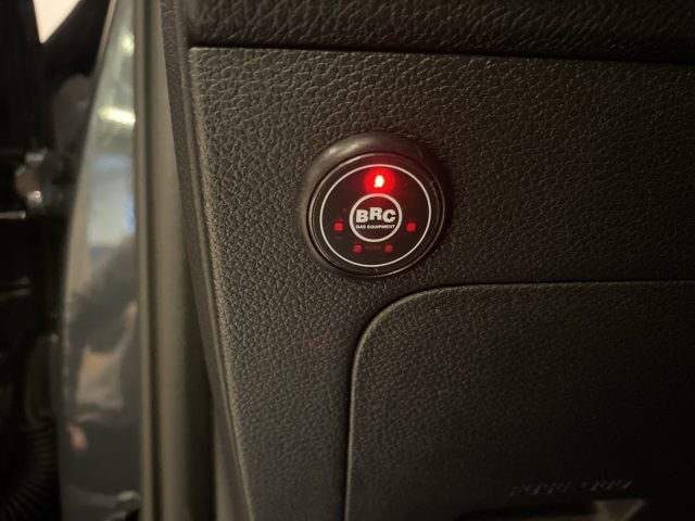 KIA XCeed usata, con Sensori di parcheggio posteriori