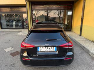 MERCEDES-BENZ A 250 usata, con Alzacristalli elettrici