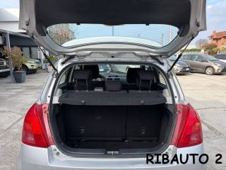 SUZUKI Swift usata, con Assistente abbaglianti