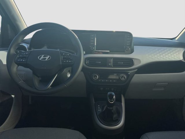 HYUNDAI i10 usata 8