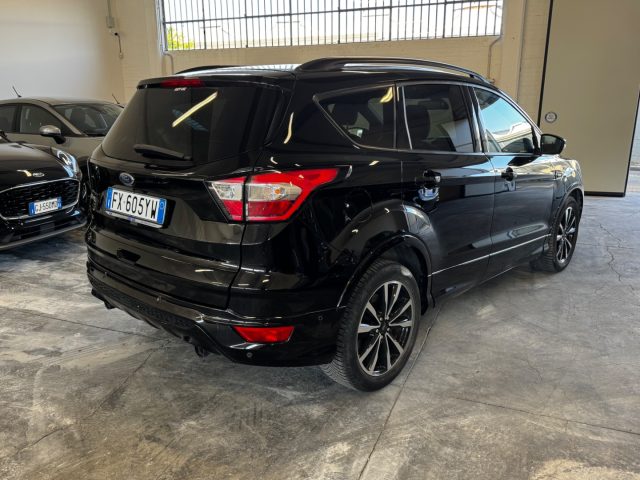 FORD Kuga usata, con Cerchi in lega