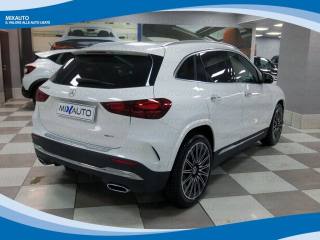 MERCEDES-BENZ GLA 200 usata, con Airbag