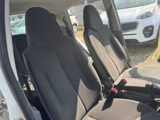 TOYOTA Aygo usata 11