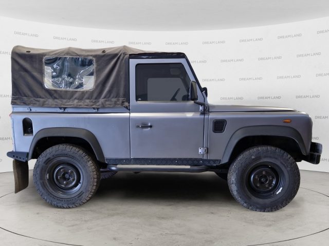 LAND ROVER Defender usata 6