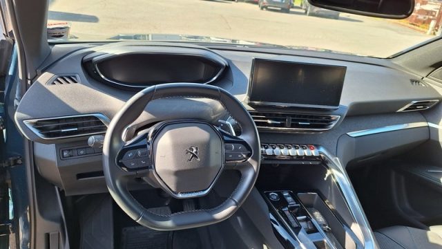 PEUGEOT 3008 usata, con USB