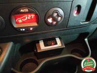 OPEL Movano usata, con Airbag
