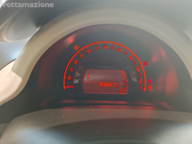 RENAULT Twingo usata 15