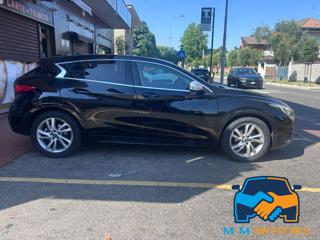 INFINITI Q30 usata, con Antifurto