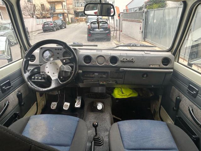 SUZUKI Samurai usata, con Pneumatici estivi